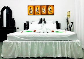 Rainforest Mask villa